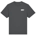 DAYZ - POCKET LOGO RELAXED TEE | ANTHRACITE